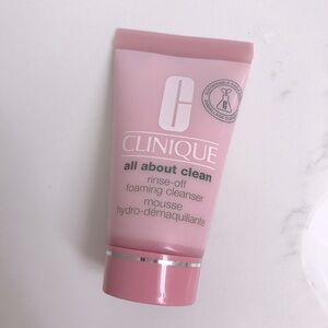 Clinique  All About Clean™ Rinse-Off Foaming Cleanser - Travel Size